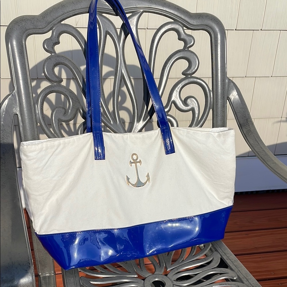 Stylish White and Blue Tote Bag